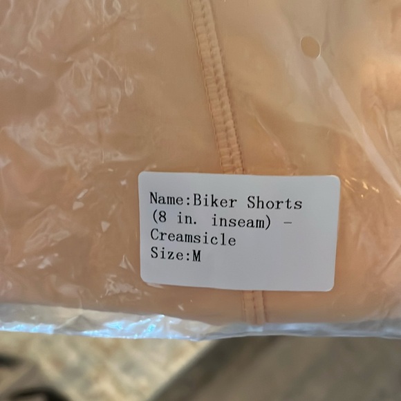 NWT Senita biker shorts 8” - Picture 2 of 4